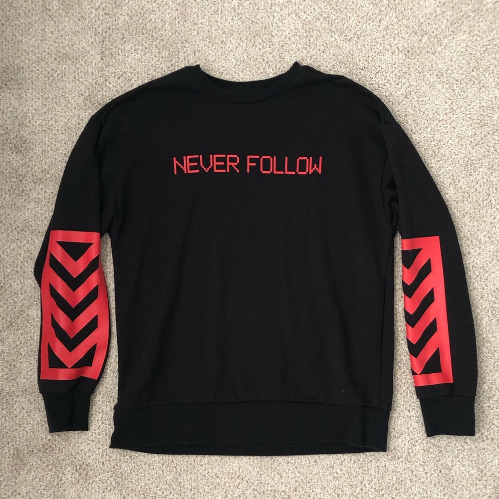 Men’s”Never Follow” Crewneck